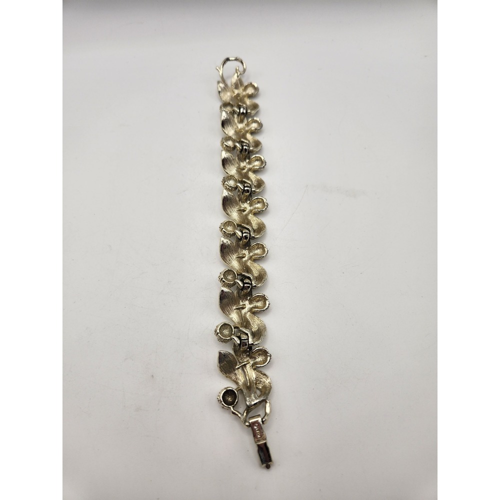 Lisner Vintage Gold Tone Leaf and Berry Link Bracelet Mid Century Botanical 7.25 - Picture 5 of 6